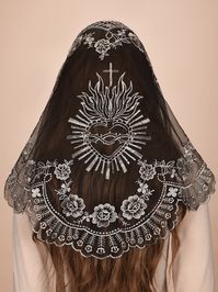 Follow us on ins, and give out coupons from time to time. https://www.instagram.com/mantveils/ Our exquisite Mantilla Triangle Veil featuring a delicate embroidered Sacred Heart Cross with intertwining floral vines, a truly captivating accessory that adds a touch of sacred beauty to your attire. Handcrafted with love and attention to detail, this veil is a symbol of devotion and reverence. The design of this chapel veil is simply enchanting. A single piece of soft and lightweight tulle is adorne