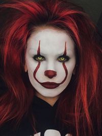 kepk0: “My (quick) Pennywise makeup before I went to see IT. @sixpenceee ” I love it wow.