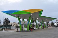 A bold reimaging of both the forecourt and shop identity was necessary to challenge incumbents Shell, Total and Afriquia and to position Winxo as a local brand of international repute.