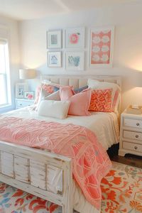 Preppy Bedroom Perfection: Timeless Ideas - Quiet Minimal