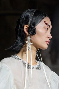 Simone Rocha Fall 2024 Ready-to-Wear Fashion Show | Vogue