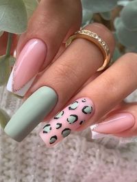 These sage green nails come in a variety of styles, from glitter to flowers to French tips, to freshen up your next manicure!