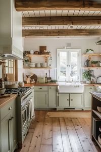 Create a farmhouse kitchen that blends charm and durability with these 54 flooring ideas. Explore a variety of materials, finishes, and patterns that add warmth and character to your space while offering long-lasting performance. #FarmhouseKitchen #CharmAndDurability #LongLastingPerformance