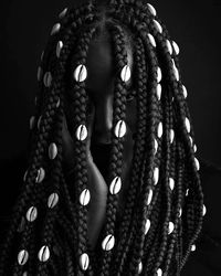 🖤🖤 Reposted from @blackart365 B R A I D S photography by arnaud_mellah ——— Shooting avec @mousso_paris En mode Cauri —— #braids #blackwomanmagic #blackculture #blackart #cowrieshell