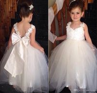 Flower Girl Tutu Dress 2015 Flower Girls Dresses With Straps Sweetheart Wedding Bridal Daughter'S Princess Gowns Little Bride Cheap Flower Girls' Dresses With Bow Short Dresses From Andybridal, $82.73| Dhgate.Com