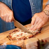 Jacques Pépin makes quick pizzas with pita bread, lavash or flour tortillas. The possibilities are endless, from a simple Margherita to a white-clam p...