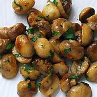 Canned mushrooms in: Mushrooms Sauteed with Garlic Butter