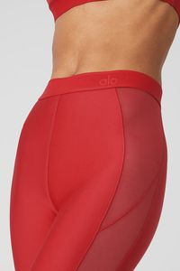 Perfect for doing pliés at the barre or heading from practice to pavement, the Airlift High-Waist Ballet Dream Legging nails the ballerina-inspired workout look like no other. It’s made from lightweight, performance-engineered Airlift fabric with a repeating Alo logo on the waistband and full mesh side panels from the waist down. Keep it en pointe with the matching top and cool trainers. Second-skin Airlift fabric sculpts, lifts & contours Breathable mesh side panels Designed & uniquely fit to f