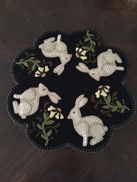 Jan Unroe: My first wool appliqué. Mr. Rabbit Table Mat 17". Cricket Street Wool.