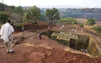 L'église Saint-Georges ou Bete Giyorgis est l’un des onze bâtiments rupestres de Lalibela, aujourd'hui tous utilisés comme églises, en Éthiopie dans l'ancienne province du Lasta, à 2 600 m d'altitude. Elle a été taillée dans la roche au début du XIIIe siècle et est la plus célèbre et la plus récente des onze églises de la « nouvelle Jérusalem ». Selon l'histoire culturelle éthiopienne, Bétä Giyorgis a été construite pendant le règne du roi Gebre Mesqel Lalibela de la dynastie des Zagwé. Celui-ci