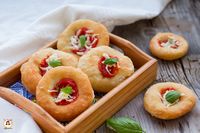 Pizzette fritte di pasta lievitata - Anche Bimby