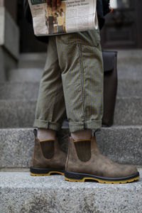 Inspired by our bestselling #585 Chelsea boots, the #1944s feature all the iconic good looks with a contrasting sole. Built with all the superior comfort and durability you would expect from Blundstone.