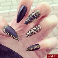 Fancy Egypt nail art....love the designs not the pointy nails tho..