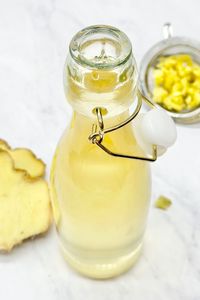 Add a bit of gingery kick to your drinks with this fresh homemade ginger simple syrup recipe! This simple syrup is made with fresh ginger and is perfect for mixing into your favorite beverages for a fresh sweet and spicy kick!