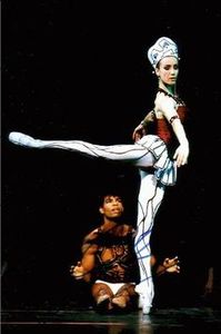 Sylvie Guillem w/ Carlos Acosta as the Siren in Balanchine’s Prodigal Son.