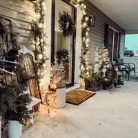 54 Front Porch Christmas Decor Ideas to Wow Your Guests - Addicted To Organization