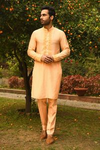 Buy Neha Chopra Tandon- Men Peach Fine Silk Embroidered Kurta Pant Set Online | Aza Fashions