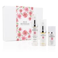 Give a truly spectacular gift with full-size products from the Regenerating Rose Renew range, 30ml Serum, 15ml Facial Oil and 15ml Eye Cream. This trio is great for healthy and glowing skin and sure to be a hit. 🌹🌱💝