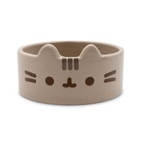 Molded single bowl for food or water. Features classic Pusheen face and molded ears. Holds one cup of liquid or dry goods.