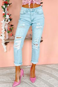 Get Ready To Welcome Your New Favorite Jean! They Are The Perfect Light Wash & You Can Pair Them With Everything! $38, FAST AND FREE US SHIPPING!