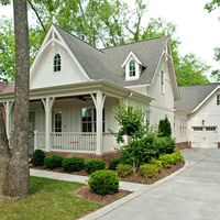 Modern Farmhouse Exterior Design Ideas, Pictures, Remodel and Decor