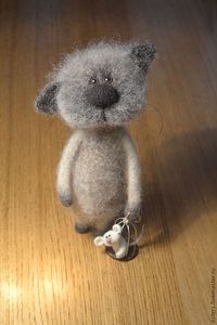 Love the little mouse in the cage ~ needle felted cat and mouse by Svetlana Esterkina