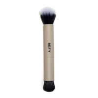 The REFY DUO BRUSH is made from synthetic vegan fibres. It has been designed for perfect application when using REFY's Cream Bronzer and Cream Blush. The bronzer brush is a mix of two bristles. The white stippling bristles ensure an easy, streak free application and natural finish. It is perfect for blending and picking up the small amount of product needed for building the desired colour. The smaller buffing brush contains soft, dense fibres that always pick up the right amount of product. It is slightly curved for easy control on application. The wide handle is designed to help with grip and control when applying. Vegan and and Cruelty Free.