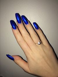 Blue acrylic nails