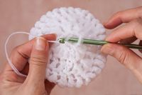 How to Make Pot Scrubbers From Nylon Netting | eHow