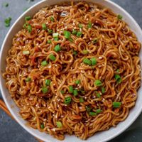 Easy Saucy Ramen Noodles (Vegan Recipe) - The Foodie Takes Flight