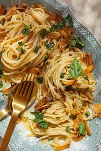 Posh Pasta Aglio e Olio | This Little Plate.