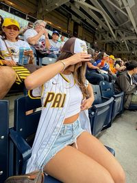 #padres #sandiegocalifornia #baseball #outfits #ootd