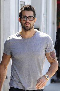 Jesse Metcalfe in West Hollywood | Tom & Lorenzo Fabulous & Opinionated