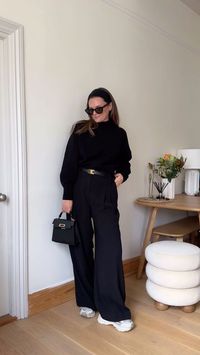 jessica chelsea hamilton. on Instagram: "so simple, so easy, so chic & so classy. All black everything today to recreate this gorgeous Pinterest outfit on my size UK10-12 body. For someone who lives in leggings and baggy jumpers - I always think that looking ‘polished’ and ‘chic’ is going to be too much work or uncomfortable but this outfit is so easy to do and looks so well put together with zero effort and SO COMFY. Black trousers, black jumper & a belt - so simple & quick. What do you think? Would you wear this? Everything is linked in my bio 🖤🫶🏻🧦🍂 • • • Simple relatable outfits, everyday outfits, achievable style, comfy chic style, Autumn outfit ideas, autumnal looks, size 10 outfits, get dressed with me, how to wear, recreating Pinterest outfits, uk size 12, how to style, gre