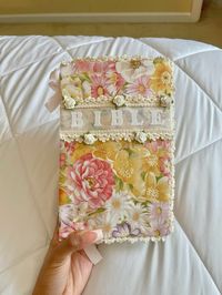 Bible | Bible cover | diy Bible cover | aesthetic Bible | aesthetic journal cover