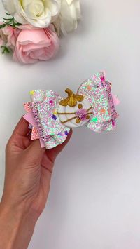 New hair bow tutorial. This template is available for purchase on Etsy.