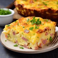 Classic Cheesy Ham and Egg Casserole