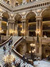 opéra | beauty and the beast vibes