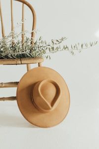 Paige Flat Brim Hat – CARLY JEAN LOS ANGELES