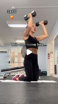 Kimberley Modlinger-Ali | Womens Online Exercise Coach on Instagram: "Ladies, another combo exercise that’s an absolute game-changer! Add this one to my previous reel 🥵 They truly transform your body. My members @kimmyfit.onlinestudio are you ready for this one tomorrow?! 

Take your time with it—grab a pair of medium dumbbells that challenge you but still allow you to maintain a good tempo without feeling completely exhausted afterward. Set your timer for 45 seconds or aim for 10 repetitions, repeating the set 3 times.

This exercise targets:
- Glutes
- Thighs
- Arms
- Shoulders
- Back 
- Abs (always prioritising core strength- & girl, does this one hit your abs

Let me know in the comments below if you give it a try! I absolutely love this move.

Can’t wait to do this with you in tomorr