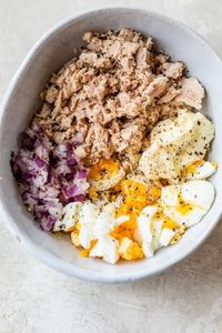 Tuna Egg Salad is my go-to high-protein lunch when I need something quick – it takes less than 15 minutes to make and can be meal prepped ahead.