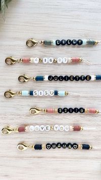 In this tutorial I'll show you how to make a personalized letter bead keychain. This is a quick craft project that you'll love to carry on your key ring - and it makes a great DIY gift too! Both video tutorial and written instructions are available. #DIYkeychain #letterbeadkeychain #personalized #DIYgift #easycraft #summercraft #tutorial