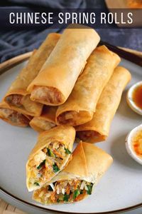 A tried and tested recipe for Chinese spring rolls. You don’t need to precook the filling. Two frying methods are provided. It also includes top tips to avoid a greasy taste.