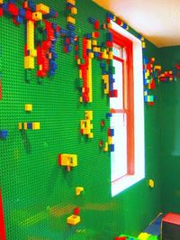 Lego Storage Ideas! We all know how fabulously fun legos are.. but also how impossible it is to clean them up! Here are some great ideas to keep them neat and ready to play with! Check it out on Designdazzle.com