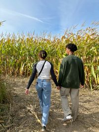 Corn maze date, fall couple, halloween date