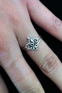 I want this! It will match my necklace.. Allison's Fleur de Lis Ring