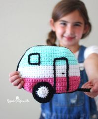 Crochet Camper - Repeat Crafter Me