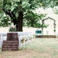 Loving today's outdoor ceremony featured on the blog by @mmmols @vintagefloraldsgn    #Regram via @unitedwithlove