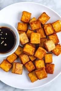 My family loves this crispy baked tofu recipe! It might be my favorite way to cook tofu. Add it to your favorite stir-fry, rice bowls, or curries. Easy […]