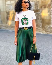 Arriba 51+ imagen falda verde esmeralda outfit